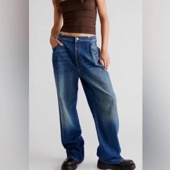 MOTHER Denim - Mother The Pinch Sneak Super High Waist Wide Leg Jeans